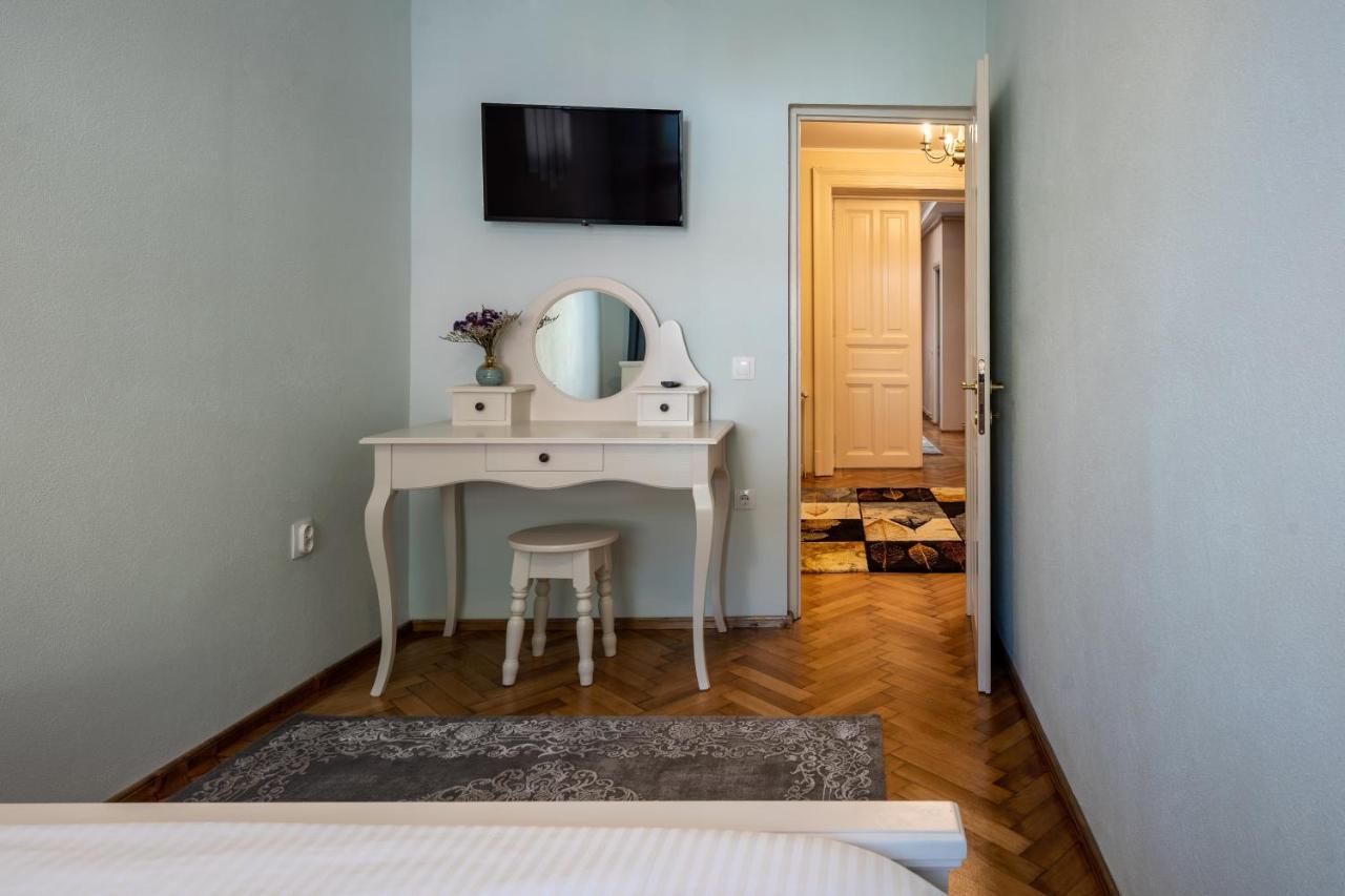 Rendez-Vous Apartment Сигишоара Екстериор снимка
