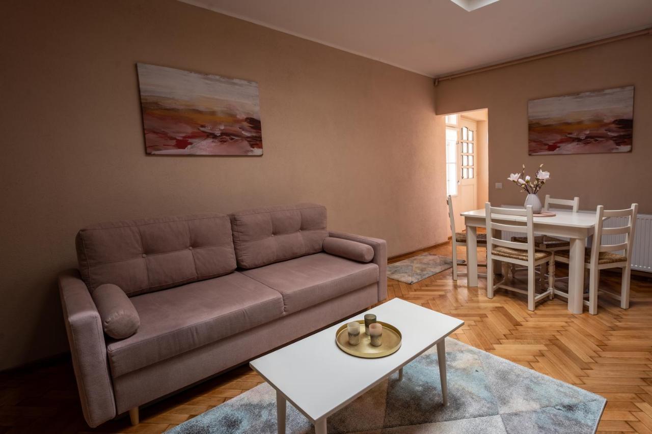 Rendez-Vous Apartment Сигишоара Екстериор снимка